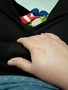 Snapshot of beautiful_hands_ chatting on December 2024 06:57:02 AM beautiful hands online show from December 2024 06:57:02 AM