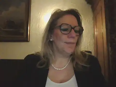 Snapshot of Silkesquirt chatting on January 2025 07:03:01 AM Silkesquirt online show from January 2025 07:03:01 AM