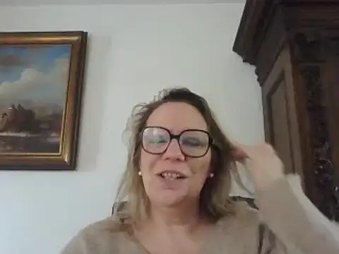 Snapshot of Silkesquirt chatting on February 2025 01:08:02 PM Silkesquirt online show from February 2025 01:08:02 PM