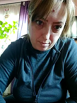 Snapshot of larylary6969 chatting on February 2025 02:18:01 PM larylary6969 online show from February 2025 02:18:01 PM