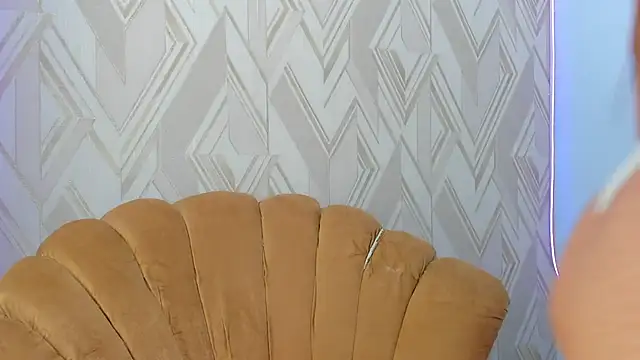  miaquevedo  online show from January 2025 05:48:01 PM