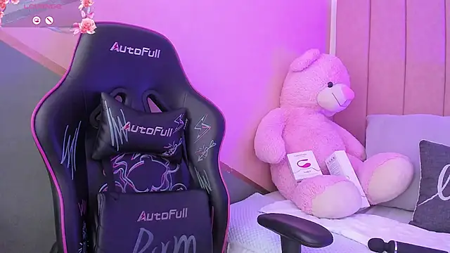 Snapshot of lilith_noahh chatting on March 2025 07:13:02 AM lilith noahh online show from March 2025 07:13:02 AM