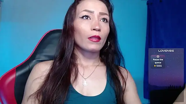 Sara-Guzman1 online show from February 2026 04:22:01 AM