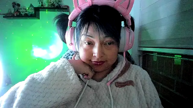 Shaddycute  online show from May 2026 03:46:01 AM