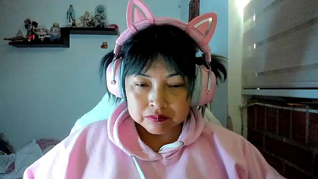 Shaddycute  online show from May 2026 08:32:01 PM