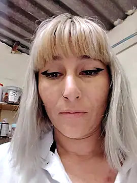 florecita9 online show from December 2024 11:42:01 PM