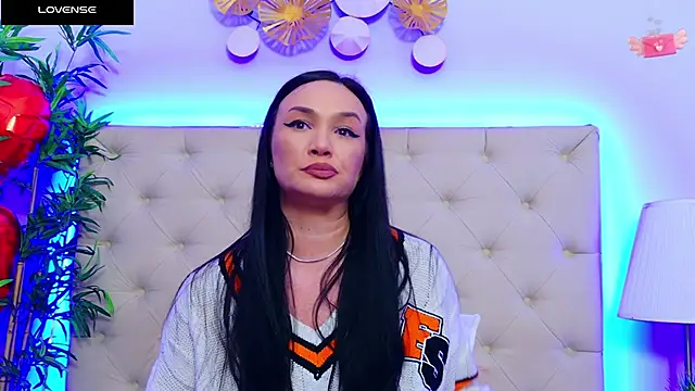 Snapshot of DaliyaArabian chatting on February 2025 07:16:02 PM DaliyaArabian online show from February 2025 07:16:02 PM