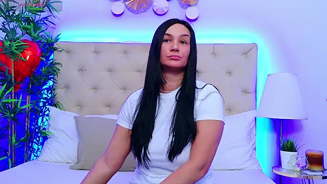 Snapshot of DaliyaArabian chatting on March 2025 12:59:02 PM DaliyaArabian online show from March 2025 12:59:02 PM