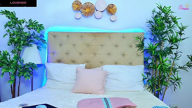 DaliyaArabian online show from April 2026 12:13:01 PM