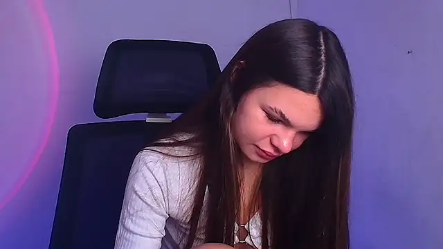 Snapshot of Hanna_Way chatting on January 2025 06:31:01 AM Hanna Way online show from January 2025 06:31:01 AM