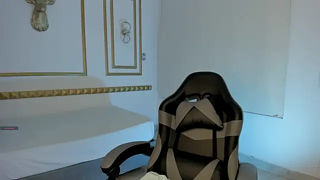 caro03x online show from October 2025 02:23:02 AM