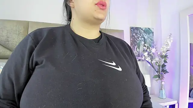 Snapshot of Salomesimos1 chatting on February 2025 03:31:02 PM Salomesimos1 online show from February 2025 03:31:02 PM