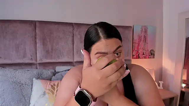 Snapshot of Salomesimos1 chatting on February 2025 04:46:02 PM Salomesimos1 online show from February 2025 04:46:02 PM