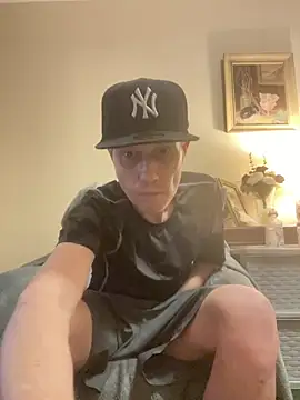 kollzCloudzz online show from April 2026 07:55:01 PM