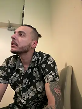 Alexandrupgixx online show from December 2024 09:43:01 PM