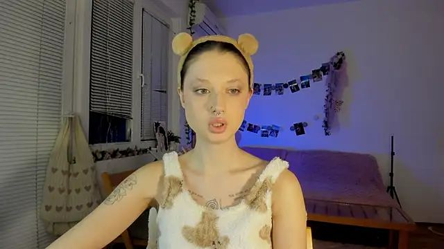 Snapshot of Jenny_darling_love chatting on January 2025 09:55:02 PM Jenny darling love online show from January 2025 09:55:02 PM