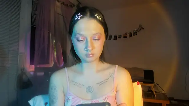 Jenny darling love online show from February 2026 07:11:01 PM