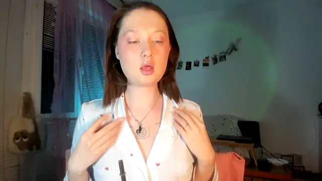 Snapshot of Jenny_darling_love chatting on April 2026 07:16:01 PM Jenny darling love online show from April 2026 07:16:01 PM