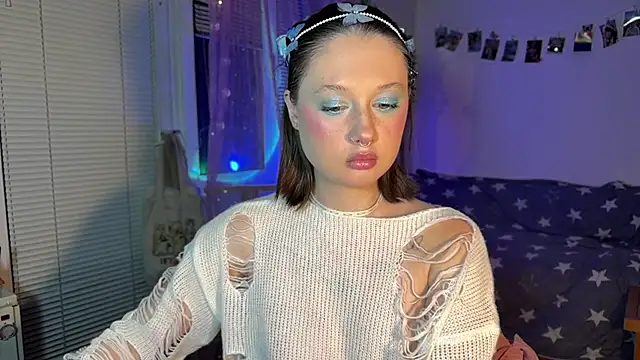 Snapshot of Jenny_darling_love chatting on April 2026 06:14:02 PM Jenny darling love online show from April 2026 06:14:02 PM
