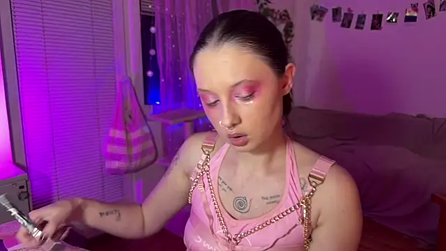 Snapshot of Jenny_darling_love chatting on June 2026 08:34:02 PM Jenny darling love online show from June 2026 08:34:02 PM