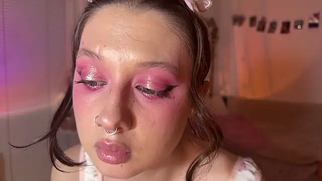Snapshot of Jenny_darling_love chatting on July 2026 07:07:02 PM Jenny darling love online show from July 2026 07:07:02 PM