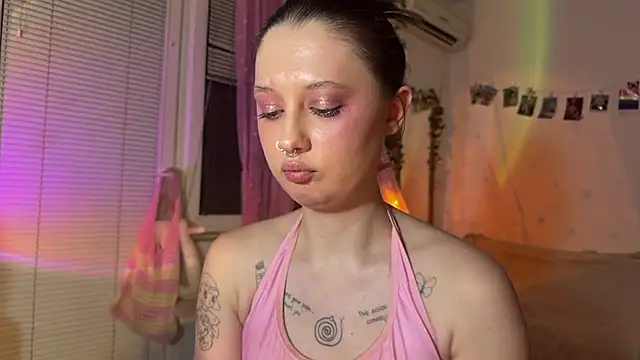 Snapshot of Jenny_darling_love chatting on July 2026 08:58:01 PM Jenny darling love online show from July 2026 08:58:01 PM