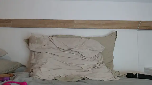 Xladycharme online show from October 2025 02:06:02 PM