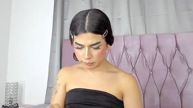 Ashley piinkk  online show from February 2025 07:23:01 AM