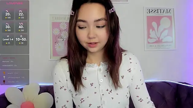 Snapshot of Fluffy_Rose chatting on January 2025 04:37:01 AM Fluffy Rose online show from January 2025 04:37:01 AM