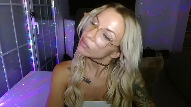JuicyJanexo online show from June 2026 05:06:02 AM
