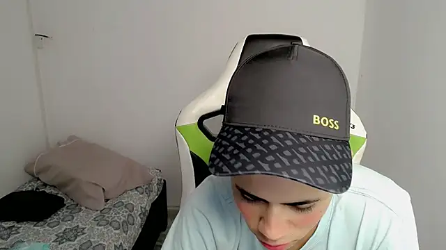 Snapshot of bby_santi chatting on March 2025 05:24:02 PM bby santi online show from March 2025 05:24:02 PM