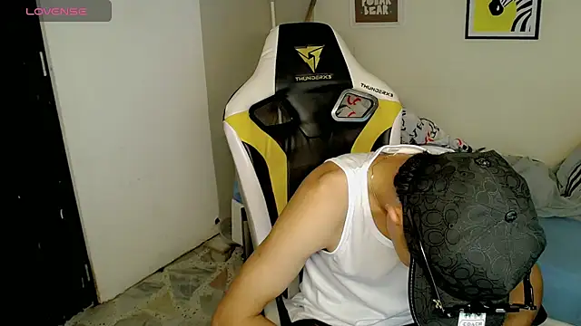 bby santi online show from November 2025 06:54:02 PM