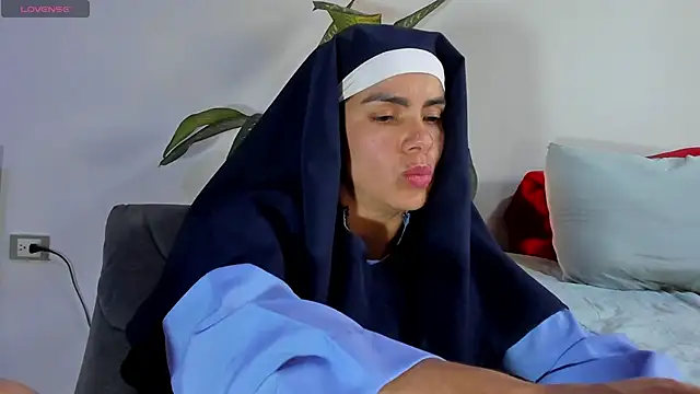 ClaraMariaMon online show from February 2025 07:02:01 PM