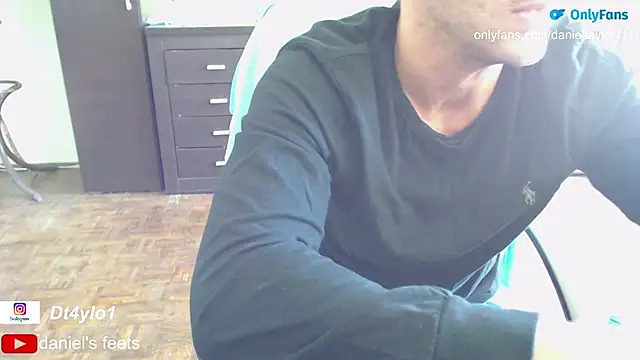 Snapshot of sexualtensionrelation chatting on February 2025 01:09:02 PM sexualtensionrelation online show from February 2025 01:09:02 PM