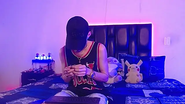 Snapshot of Brutal_Sex_Fucking chatting on November 2025 09:58:01 PM Brutal Sex Fucking online show from November 2025 09:58:01 PM