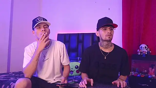 Snapshot of Brutal_Sex_Fucking chatting on December 2025 11:24:02 PM Brutal Sex Fucking online show from December 2025 11:24:02 PM