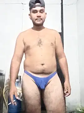 Snapshot of travieso2893 chatting on March 2026 03:32:01 AM travieso2893 online show from March 2026 03:32:01 AM