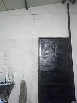 Snapshot of travieso2893 chatting on April 2026 05:19:01 AM travieso2893 online show from April 2026 05:19:01 AM