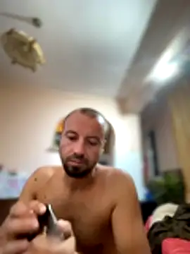 Snapshot of Nikolaiyy chatting on October 2025 12:13:01 AM Nikolaiyy online show from October 2025 12:13:01 AM