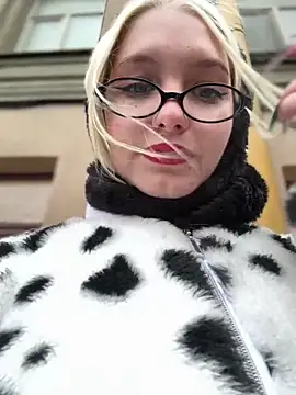 Milkyy wway online show from December 2024 07:38:01 AM