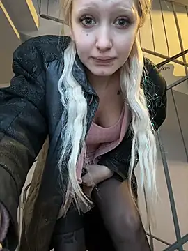 Milkyy wway online show from February 2026 06:12:01 AM