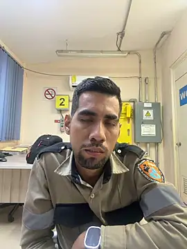 EnriquePersian197 online show from November 2025 05:41:01 AM