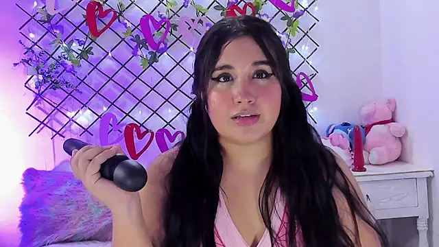 Snapshot of melyescobar chatting on March 2025 03:01:01 AM melyescobar online show from March 2025 03:01:01 AM
