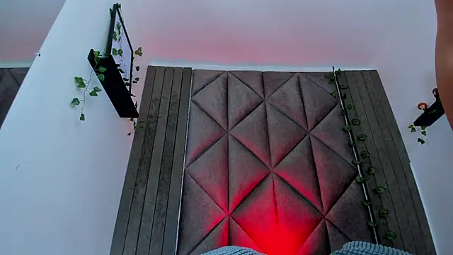 BriaConner  online show from April 2026 01:41:02 AM