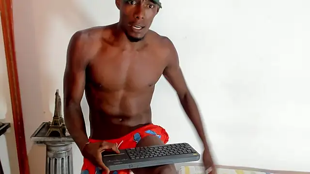 Snapshot of Darick_brown chatting on January 2025 03:28:02 PM Darick brown online show from January 2025 03:28:02 PM