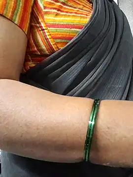 Snapshot of Shikhasexy34 chatting on January 2026 04:47:01 AM Shikhasexy34 online show from January 2026 04:47:01 AM