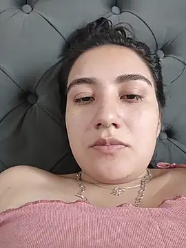 Hellen Alex online show from January 2026 01:37:02 PM