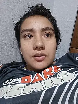 Snapshot of Hellen_Alex chatting on June 2026 01:58:02 PM Hellen Alex online show from June 2026 01:58:02 PM