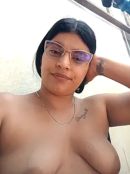 naughty-girl01 online show from January 2025 04:17:01 PM