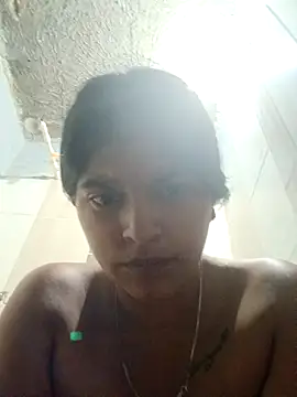 naughty-girl01 online show from February 2025 10:04:01 AM